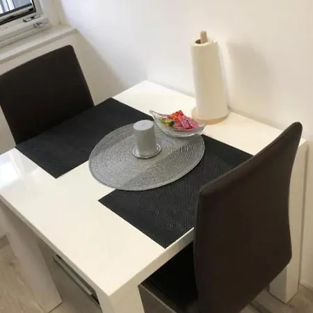 Stylish With Easy Access To Old Town 公寓 扎达尔